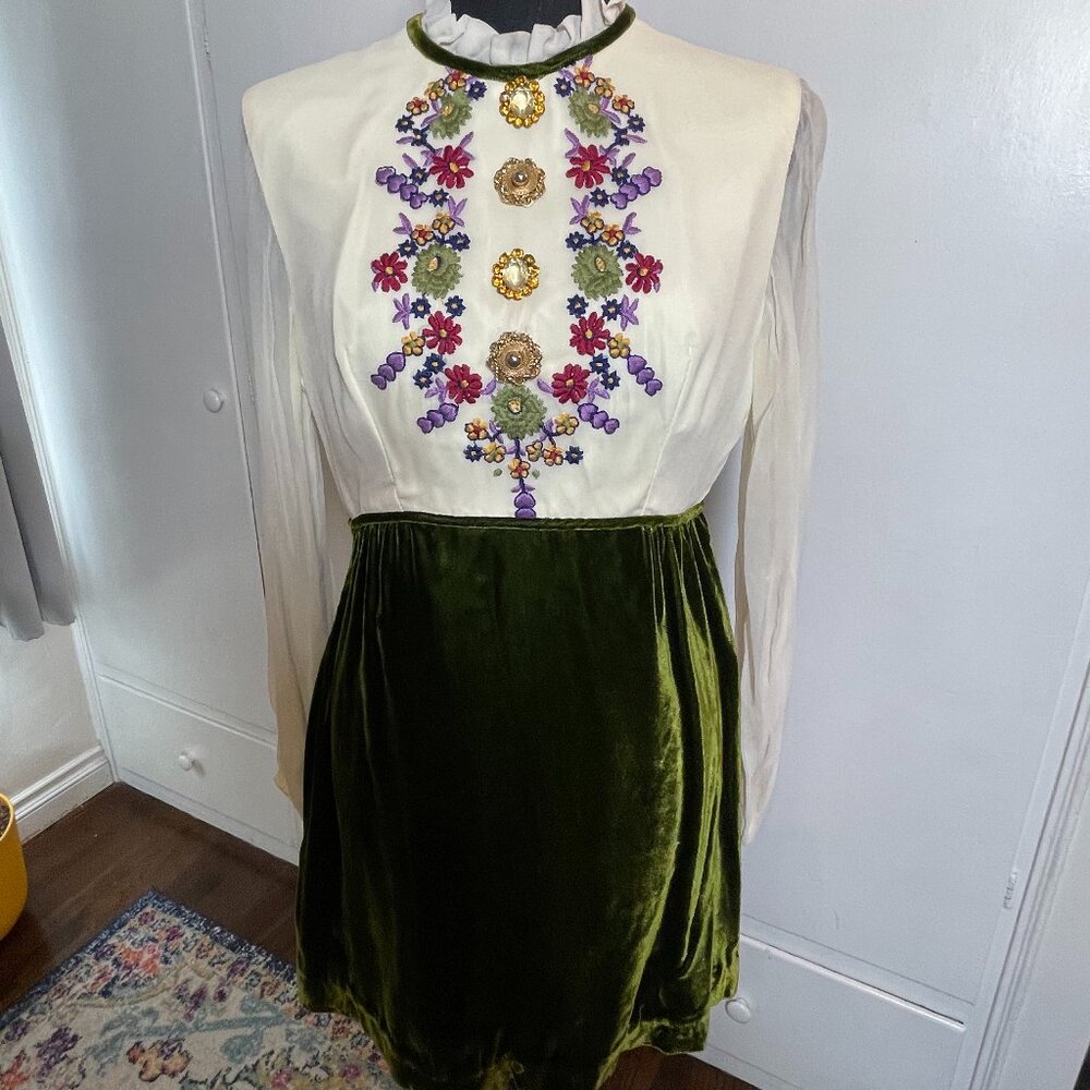 VINTAGE dress